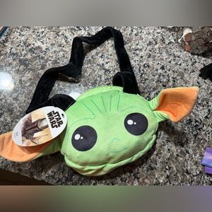 Kids Star Wars Green Baby Yoda Plush Crossbody Purse with Black Strap